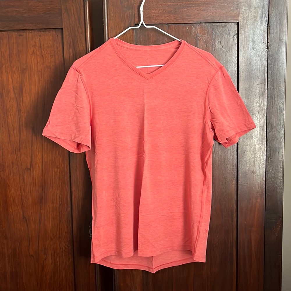 Men’s Lululemon V-Neck